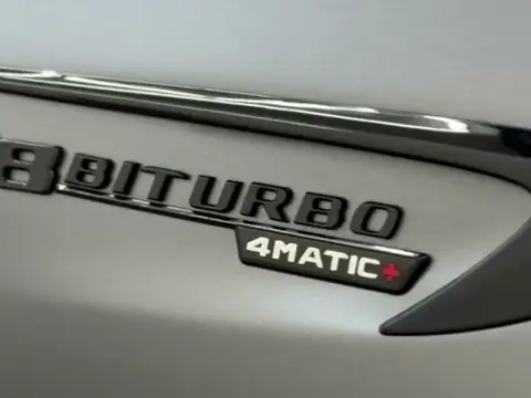 Чорні шильдики Biturbo 4Matic на матовому кузові